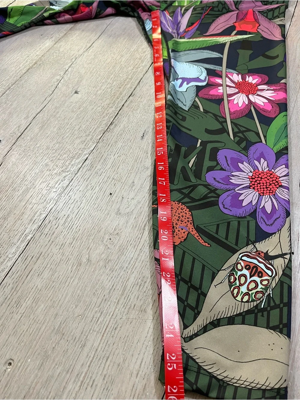 Nike One Icon Clash Floral Print Leggings Size 1X Yoga Running Cycling Gym - Picture 7 of 10